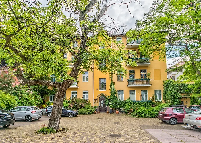 Victus Bright Apartment With Parking By Noclegi Renters
